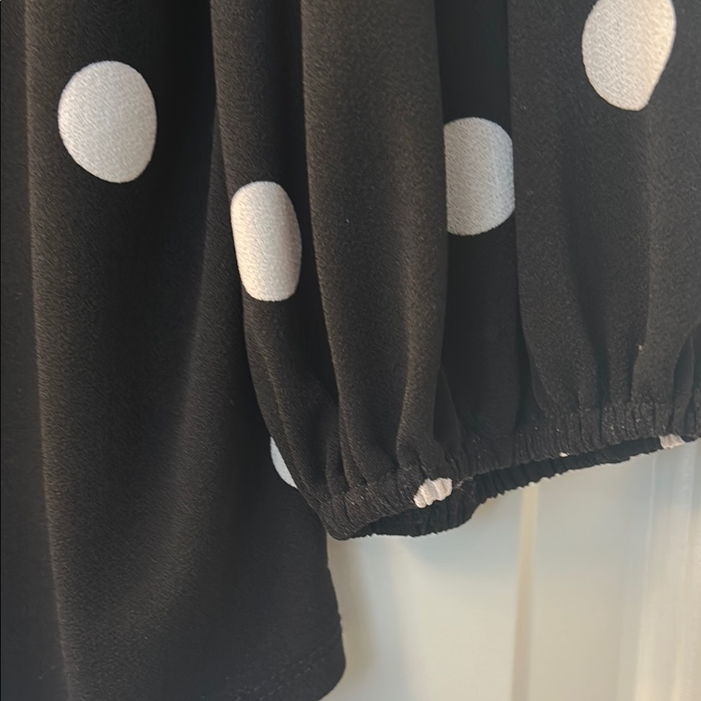 Adrianna Papell Black and White 3/4 Sleeve Blouse - Picture 4 of 4